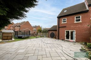 Photo 13- click for photo gallery